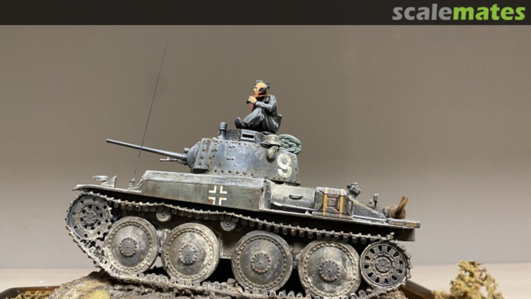 View album, image #1