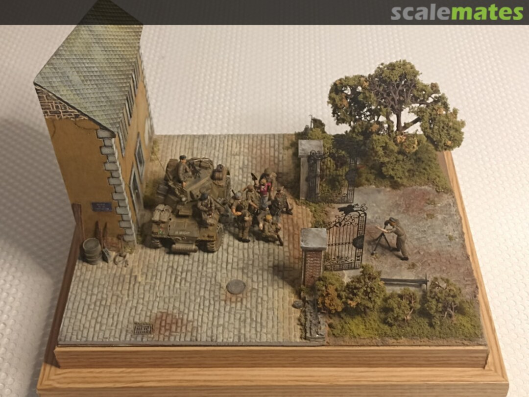 View album, image #1