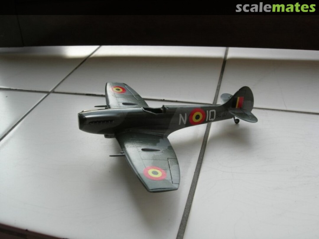 View album, image #1