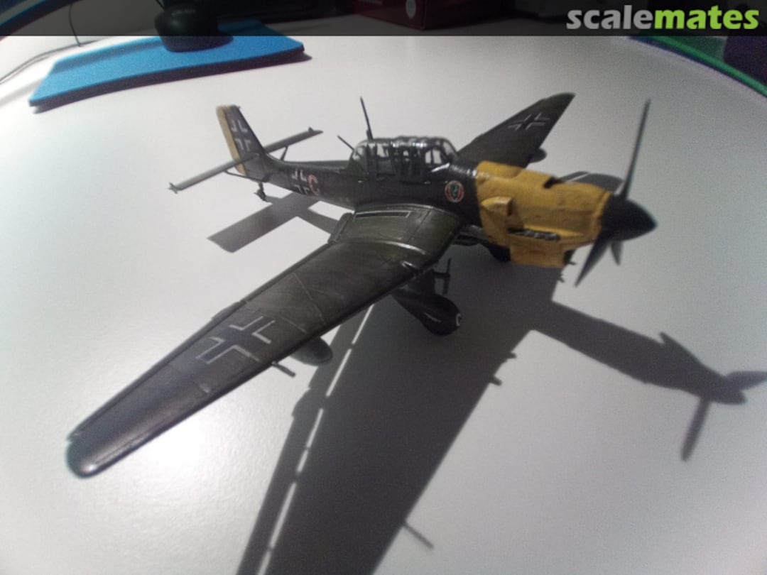 View album, image #1