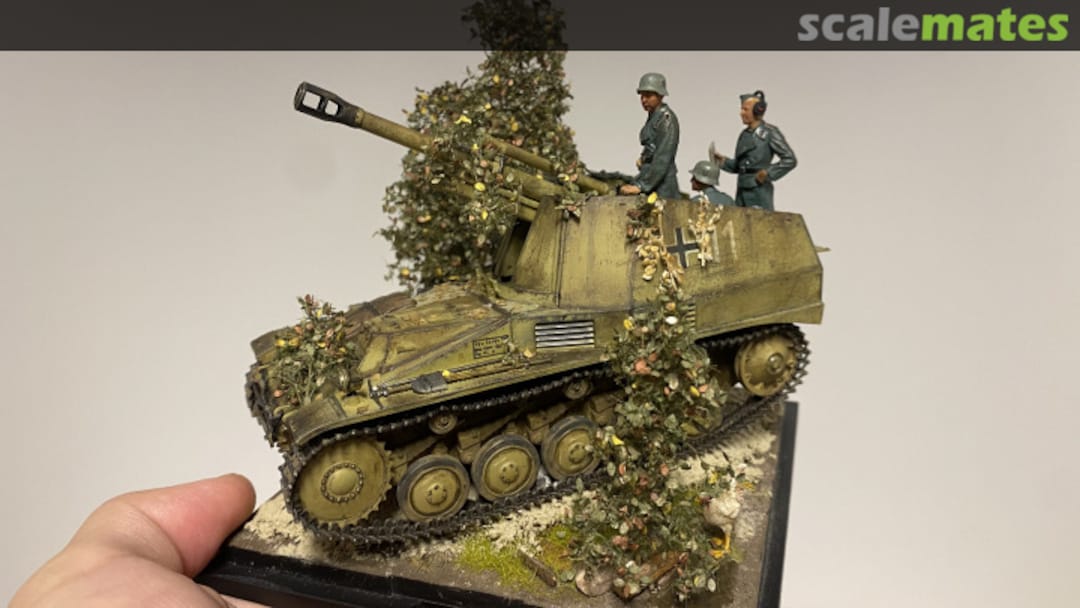 View album, image #1