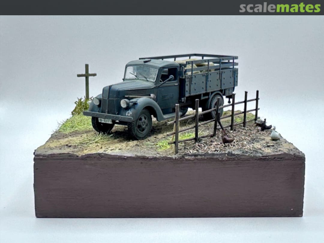 View album, image #1