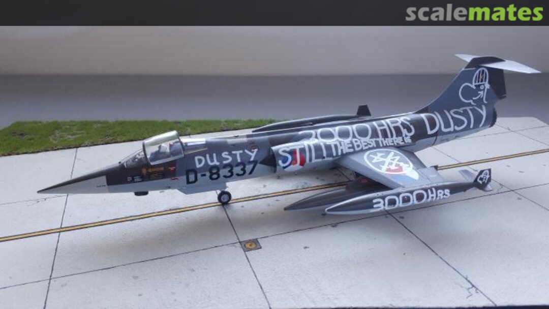 View album, image #1