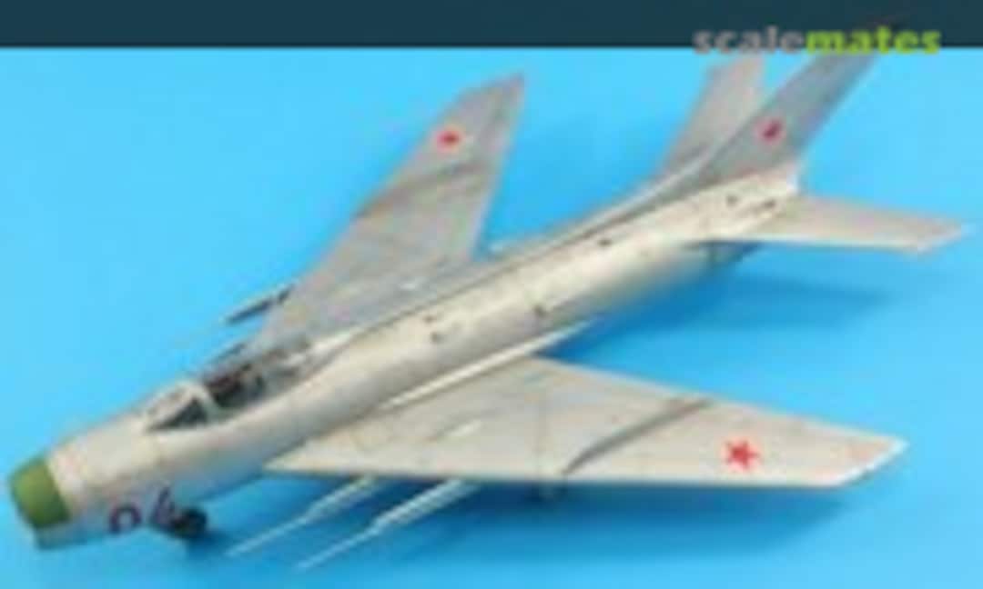 Mikoyan-Gurevich MiG-19PM Farmer-E 1:48