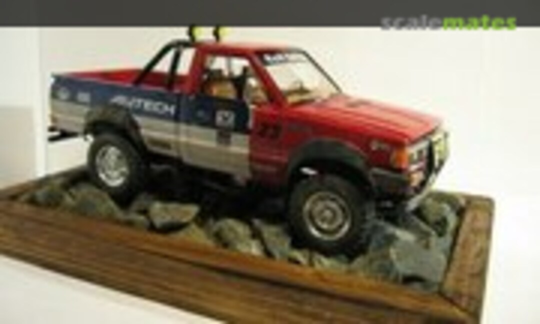 Datsun off-road pickup 720 1:24