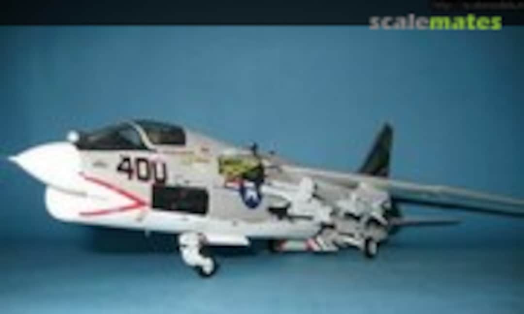 Vought F-8E Crusader 1:48