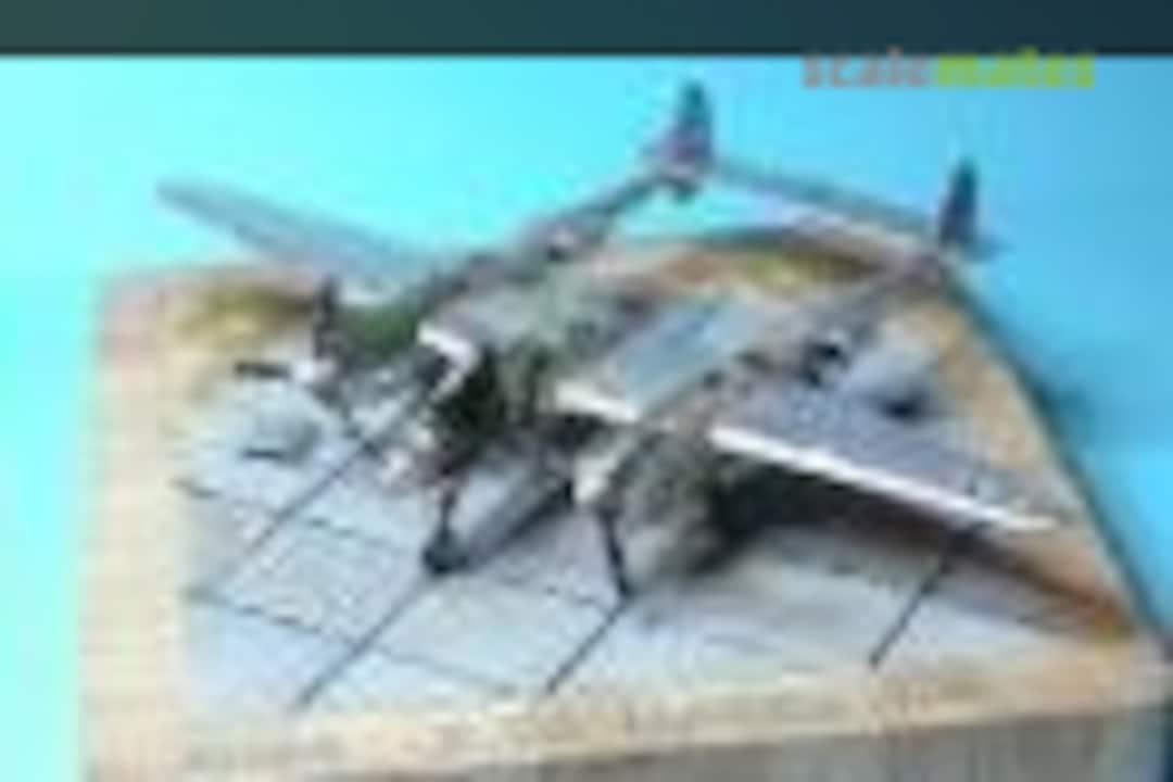 Lockheed P-38L Lightning 1:72