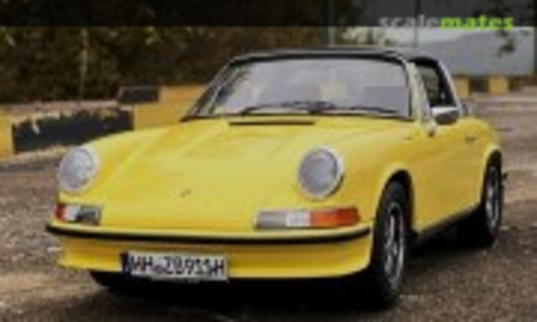 Porsche 911 Targa 1:8
