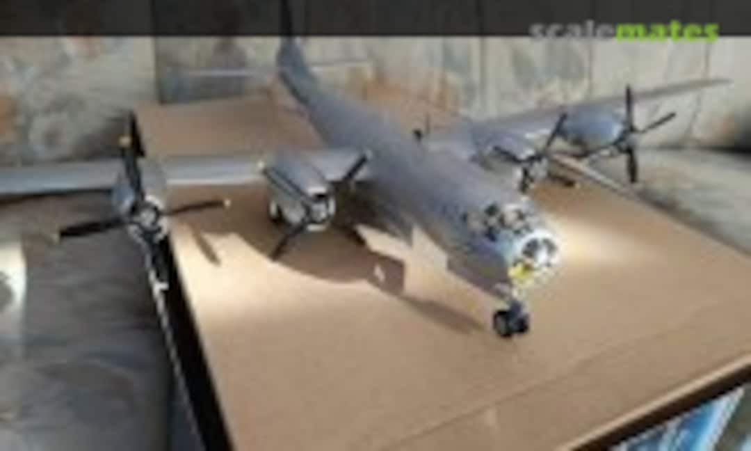 Boeing B-29 A Enola Gay 1:72