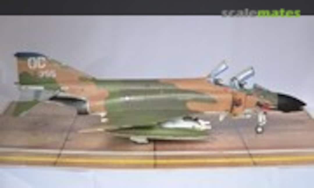 McDonnell Douglas F-4D Phantom II 1:72