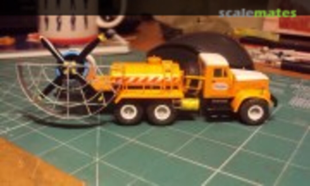 KrAZ-258 blower with ASh-82 engine 1:72