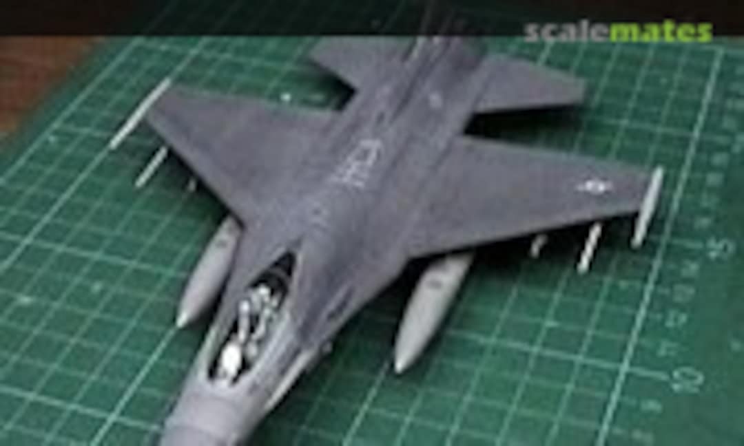 General Dynamics F-16C Fighting Falcon 1:72