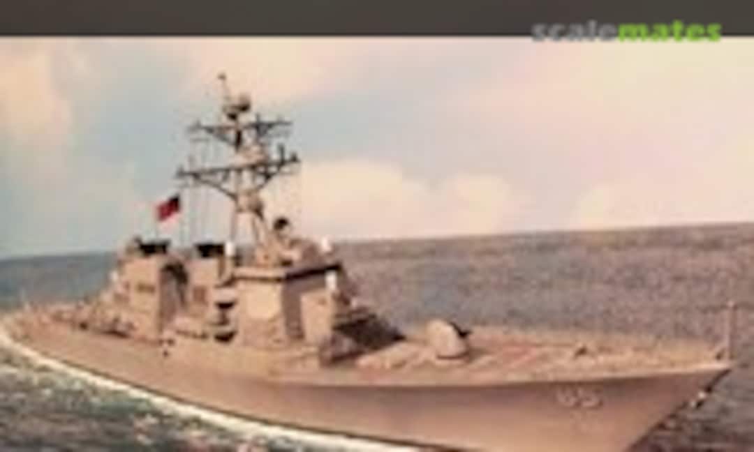 Lenkwaffenzerstörer USS Benfold DDG-65 1:700