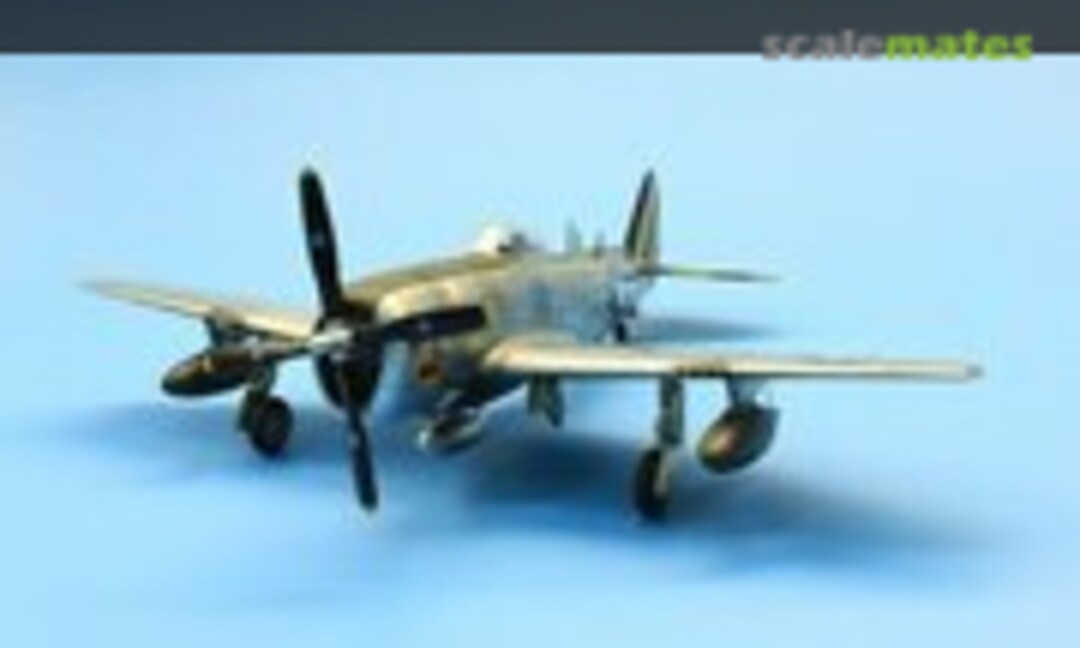 Republic P-47N Thunderbolt 1:72