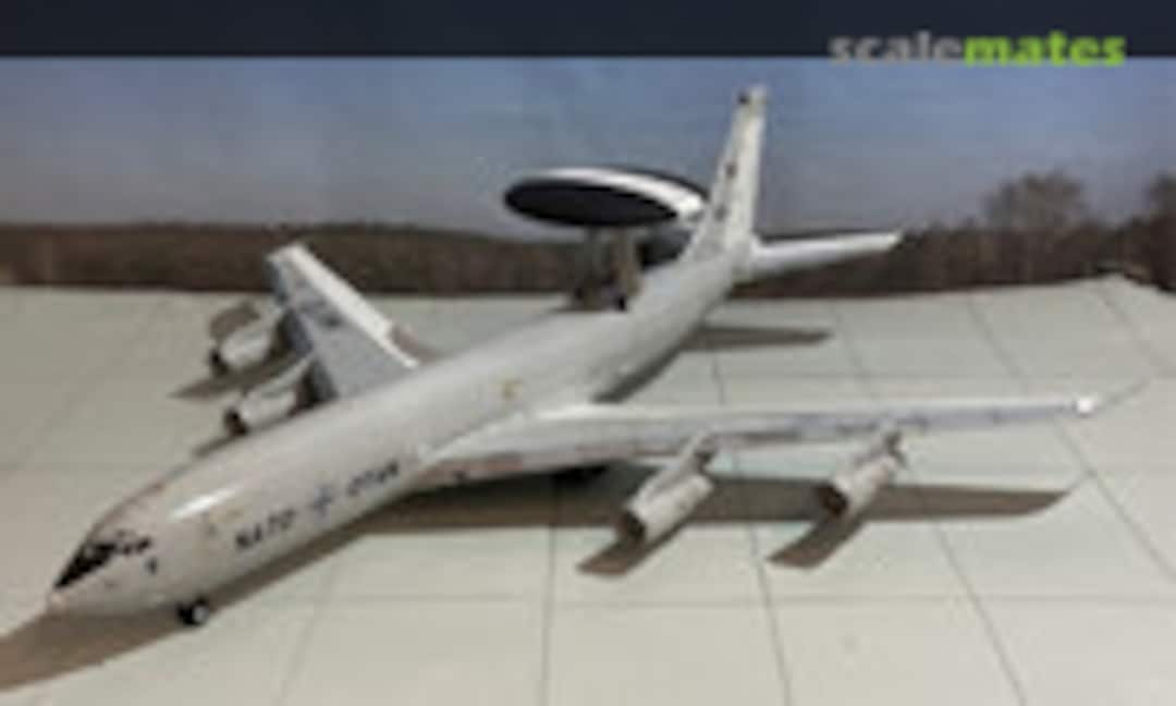 Boeing E-3A Sentry AWACS 1:72