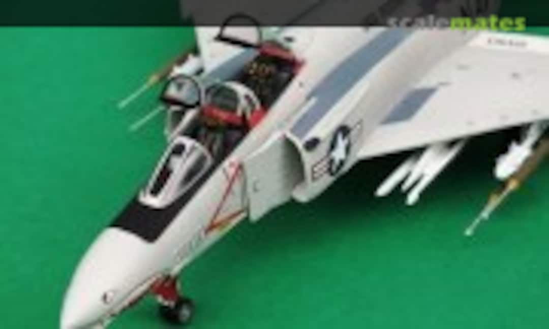 McDonnell Douglas F-4N Phantom II 1:72