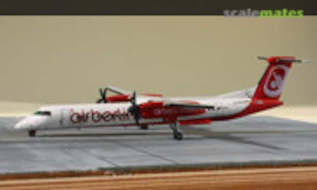 Bombardier Q400 1:144