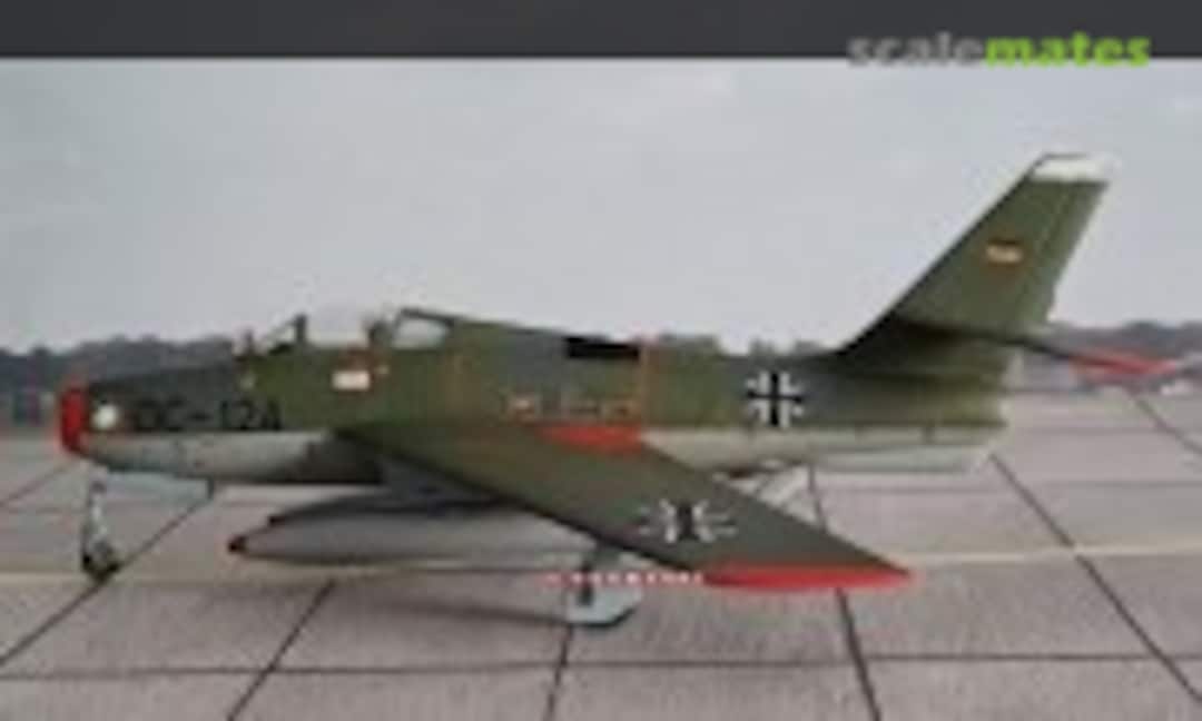 Republic F-84F Thunderstreak 1:72