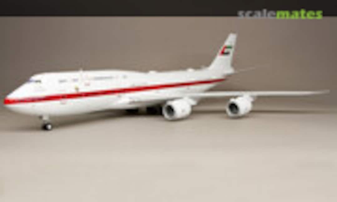 Boeing 747-8I 1:144