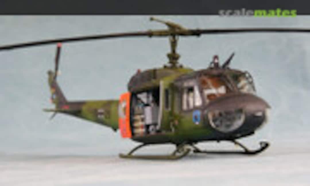 Bell UH-1D Huey 1:48