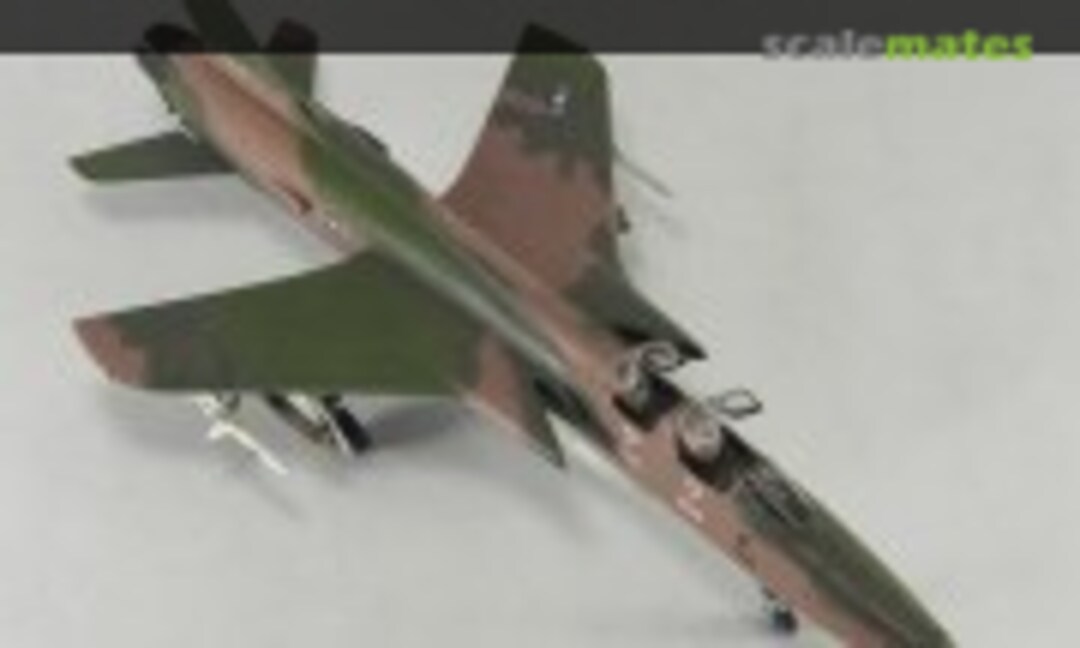 Republic F-105F Thunderchief 1:72