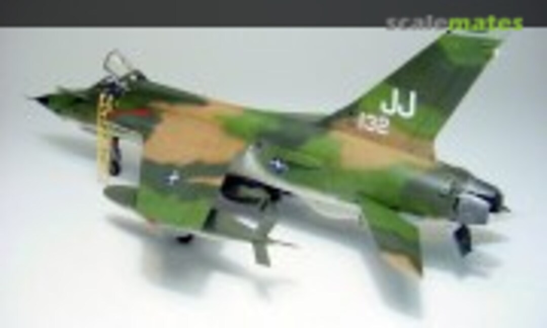 Republic F-105D Thunderchief 1:72