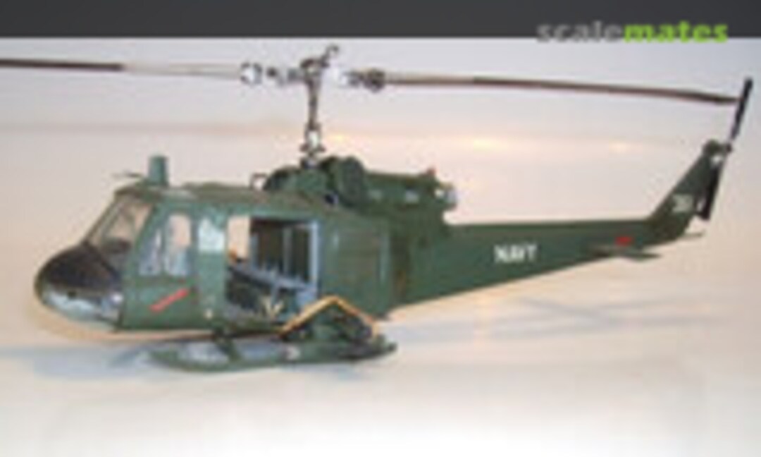 Bell UH-1B Huey 1:48