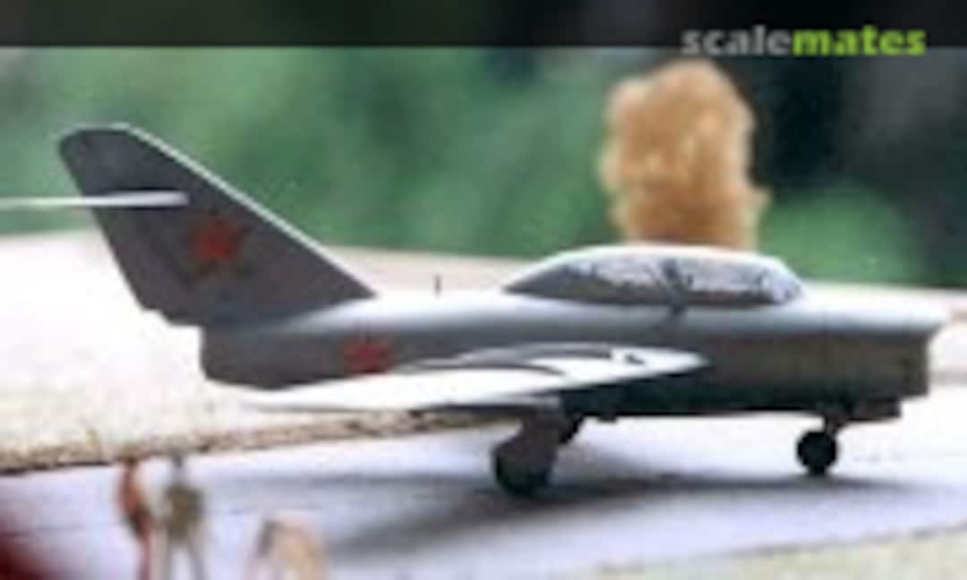 Mikoyan-Gurevich ST-7 Fagot 1:72