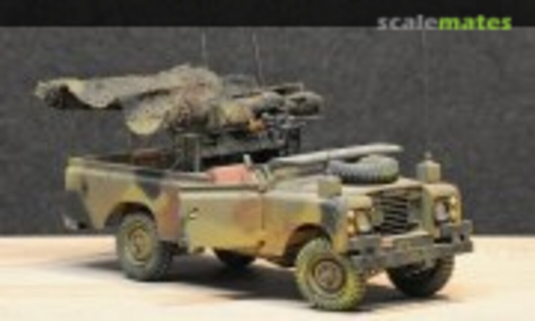 Land Rover Series IIa 1:24