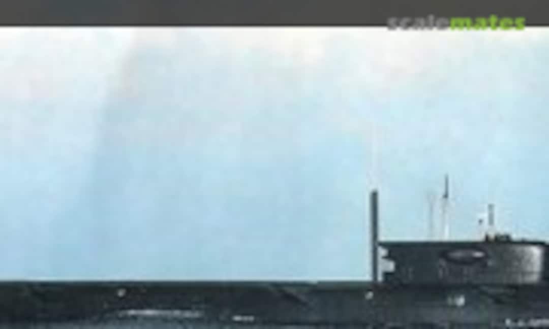 Submarine Echo-Class 675KM 1:700