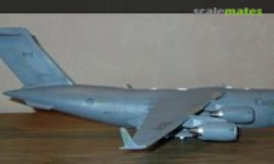 Boeing C-17A Globemaster III 1:144