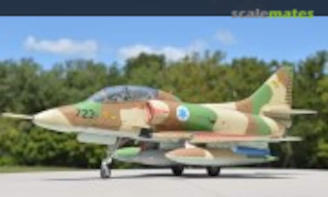 Douglas TA-4J Skyhawk 1:72