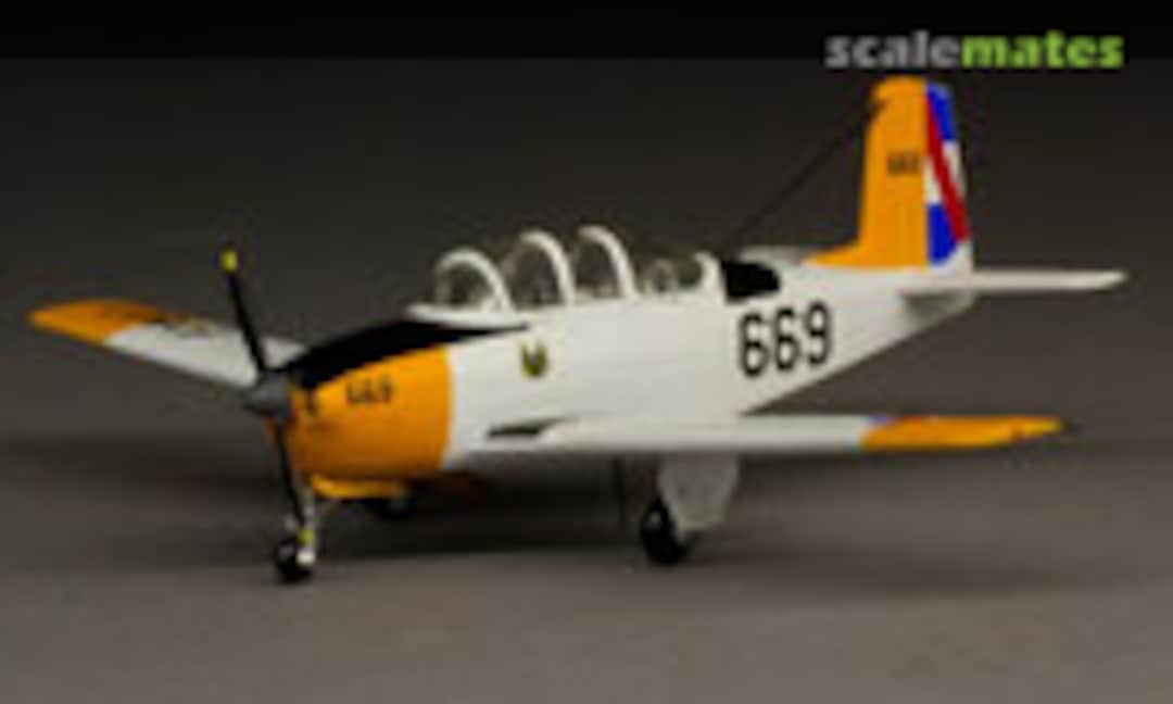 Beechcraft T-34 Mentor 1:144