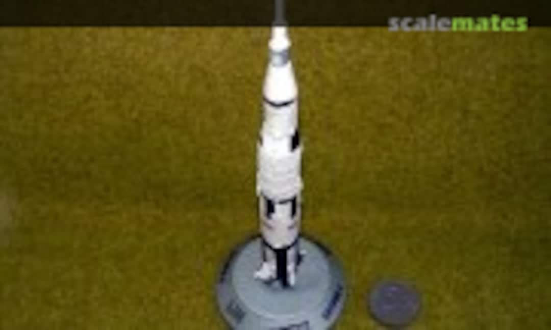 Saturn V 1:750