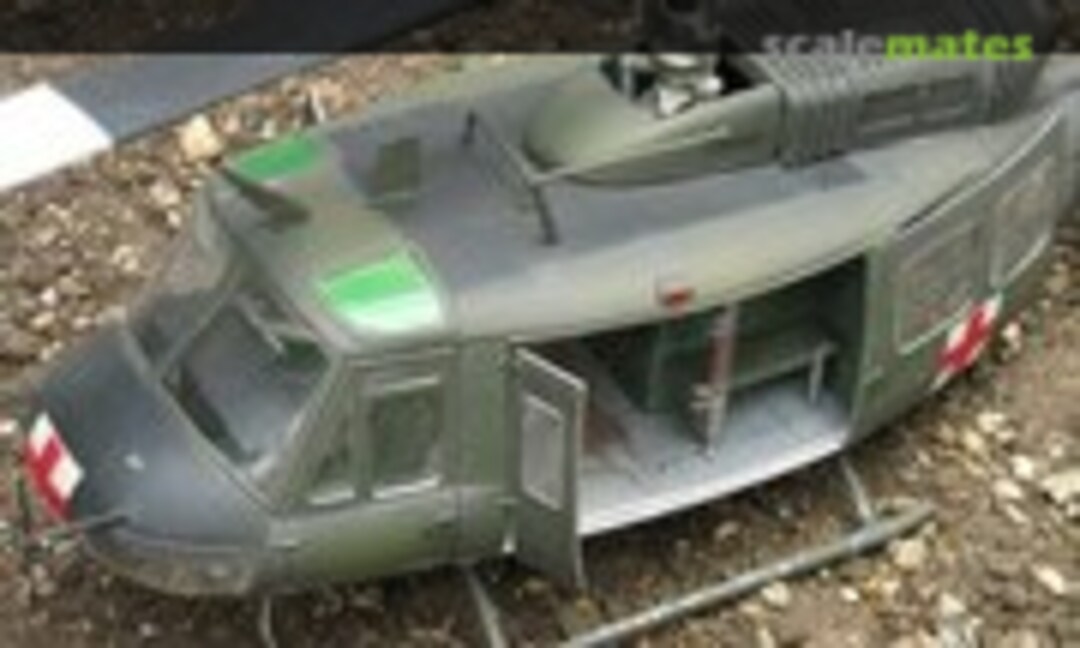 Bell UH-1D Huey 1:48