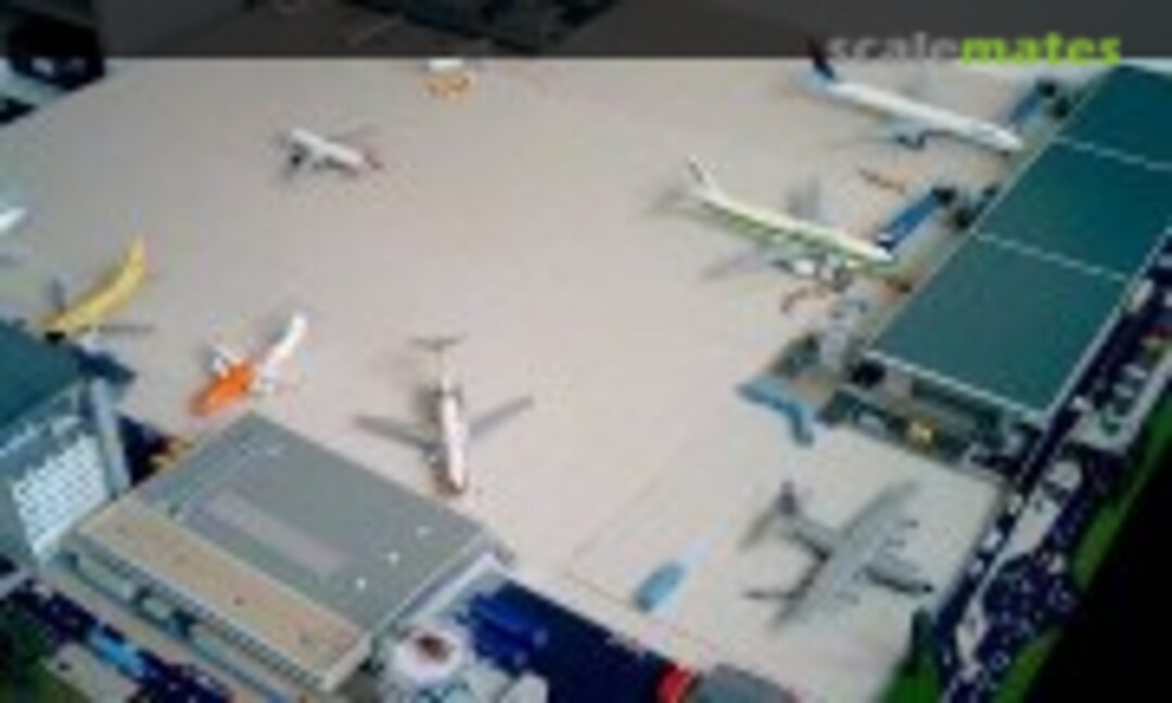 Modellflughafen 1:144