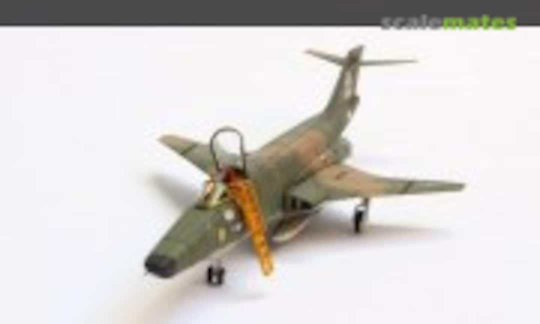 McDonnell RF-101C Voodoo 1:144