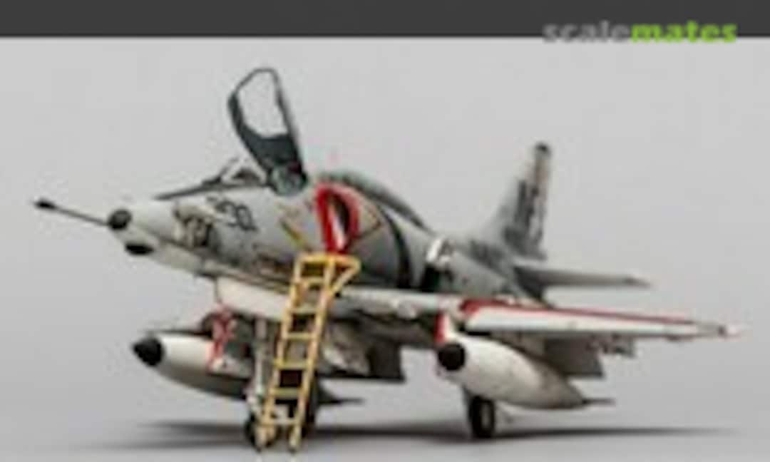 Douglas A-4F Skyhawk 1:48