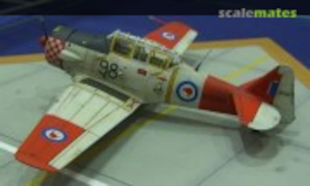 North American T-6G Texan 1:72