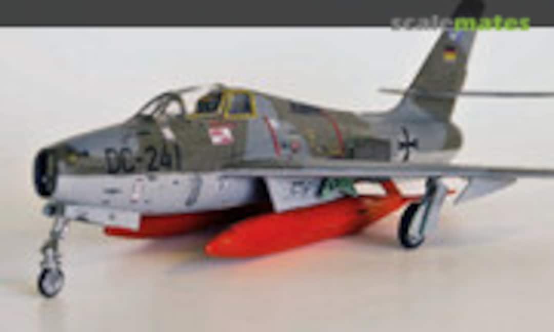 Republic F-84F Thunderstreak 1:72