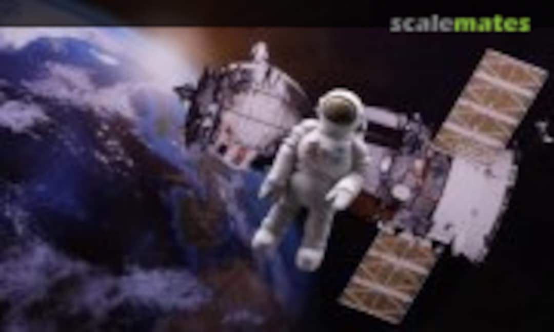 Kosmonaut im All 1:24