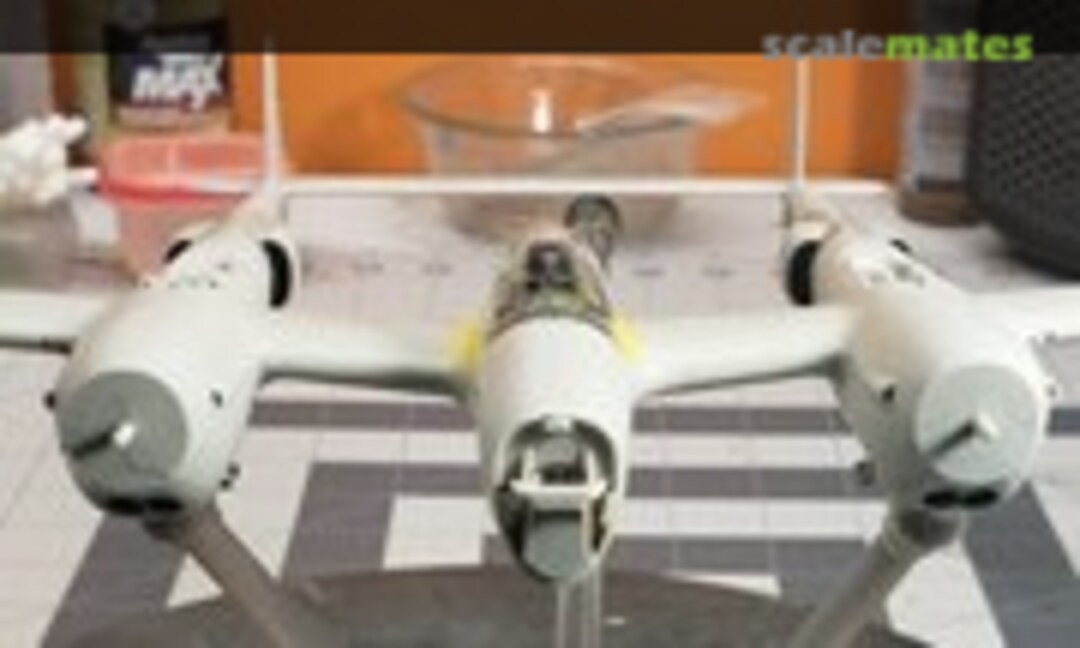 Lockheed P-38 Lightning 1:48
