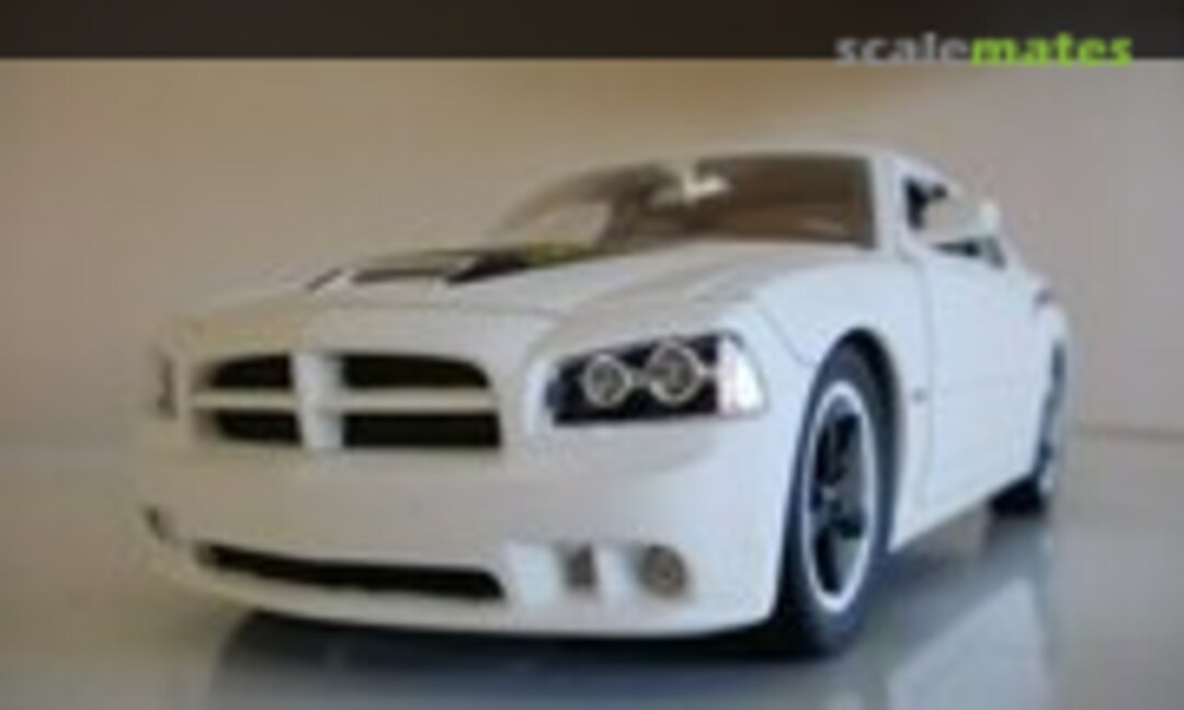 Dodge Charger SRT8 1:25