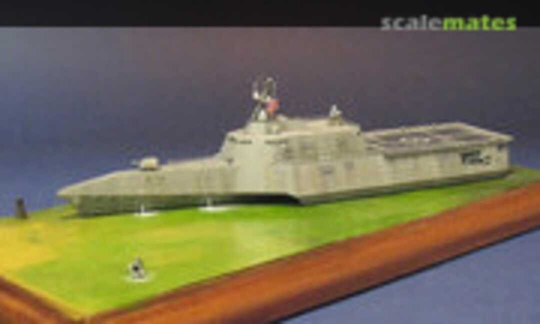 Amerikanische Fregatte Independence 1:700