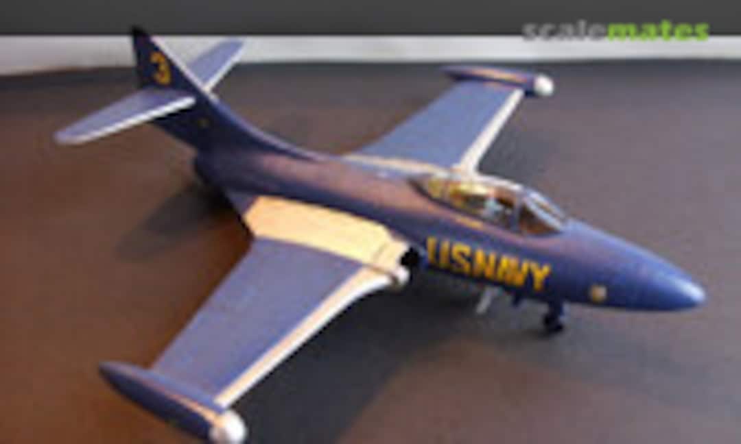 Grumman F9F-5 Panther 1:72