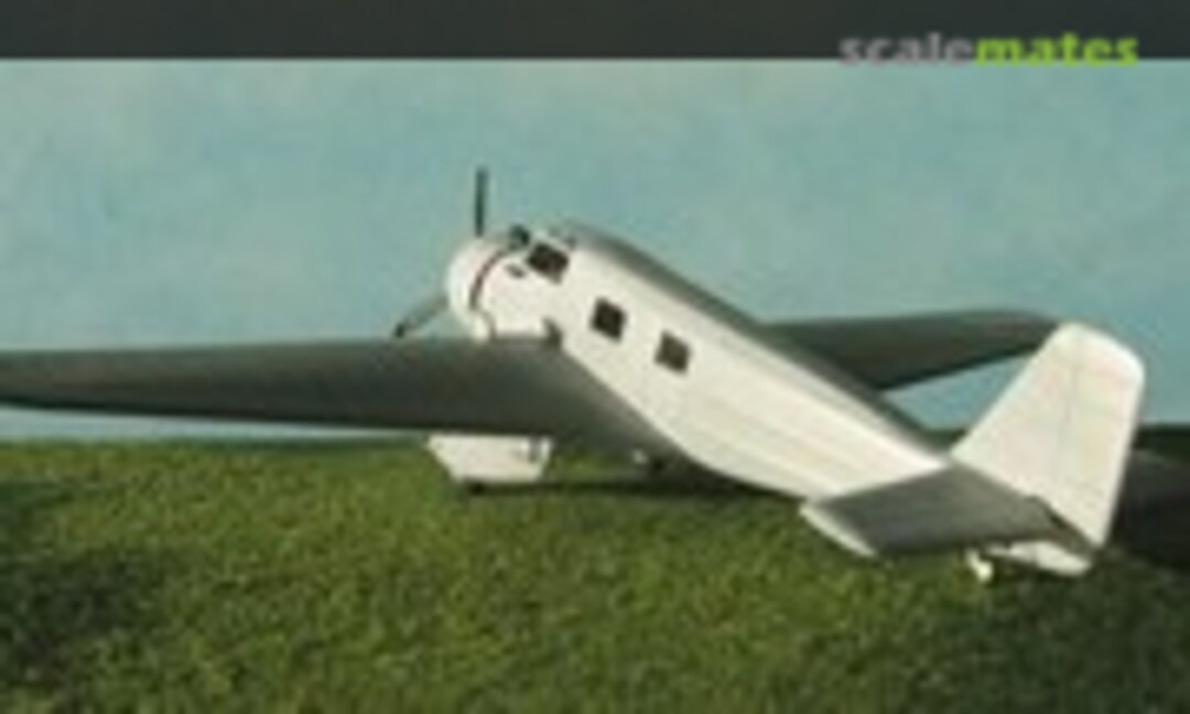 Ae. M.B. 2 cropduster 1:72