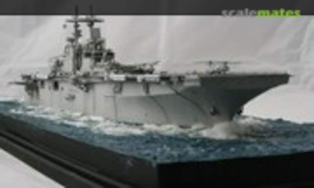 USS Boxer (LPH-4) 1:700
