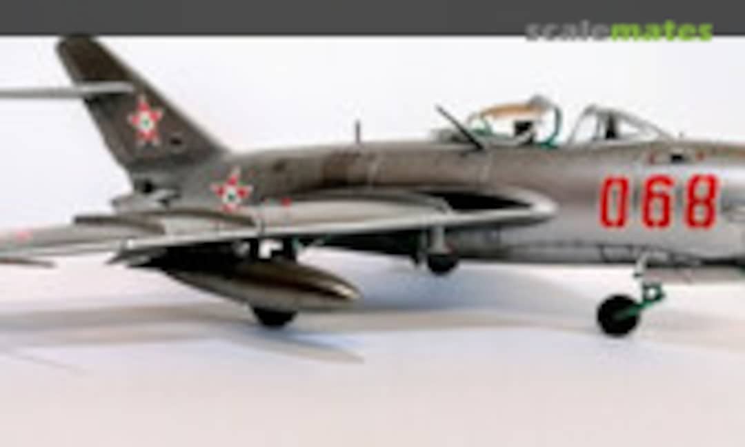 Mikoyan-Gurevich MiG-17PF Fresco-D 1:48