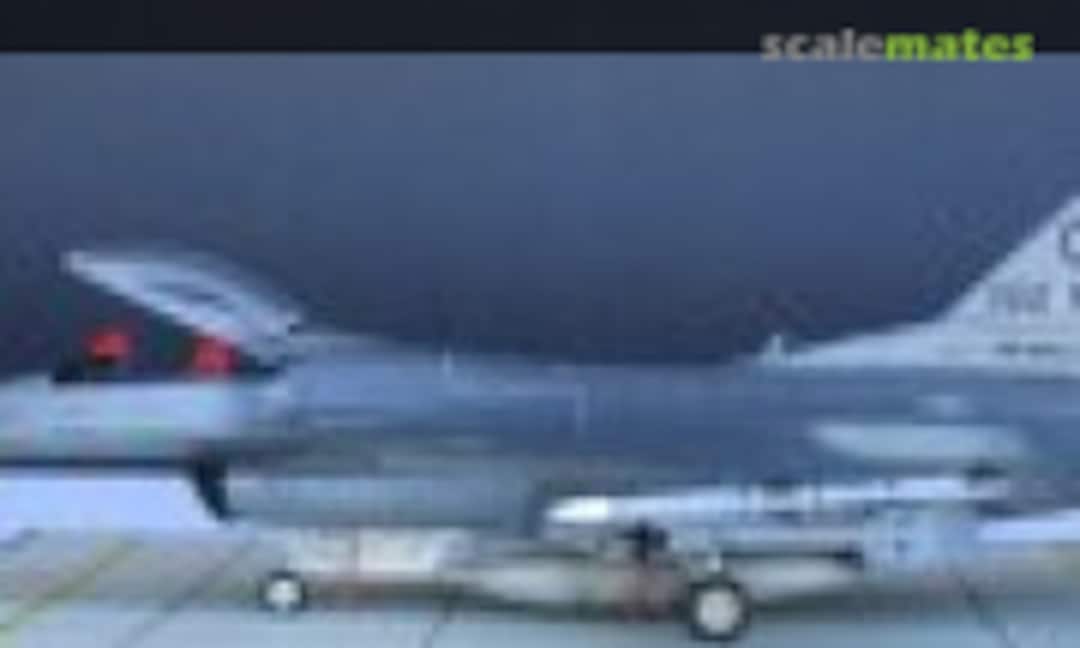 General Dynamics F-16C Fighting Falcon 1:48