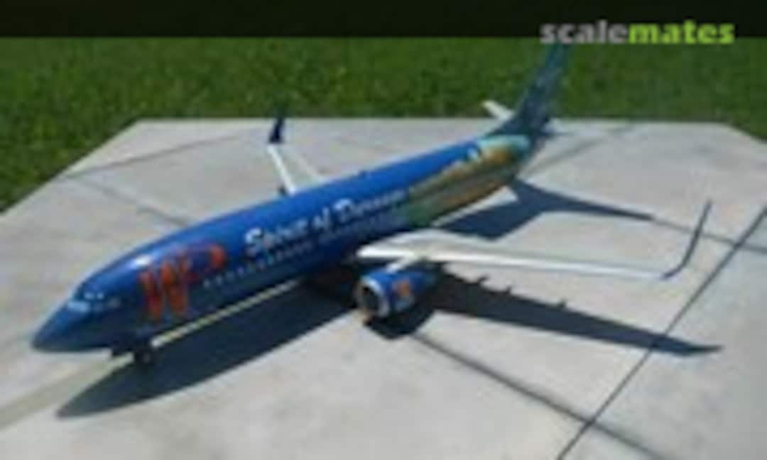 Boeing 737-400 1:144